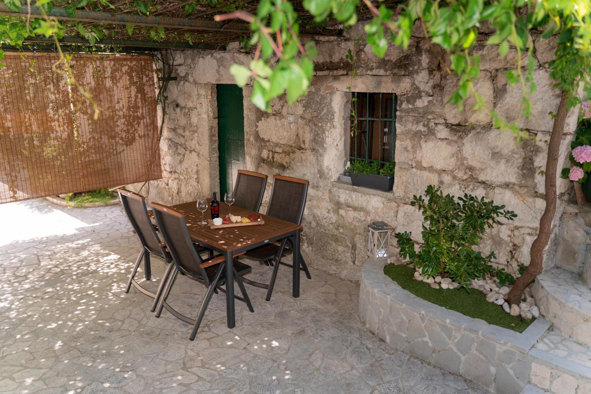 Apartments Srdanovic أوميس المظهر الخارجي الصورة
