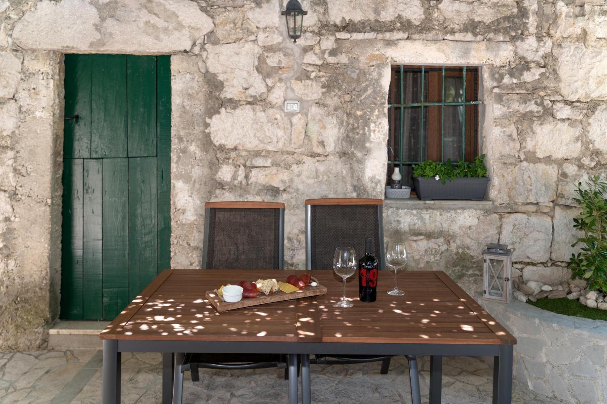 Apartments Srdanovic أوميس المظهر الخارجي الصورة